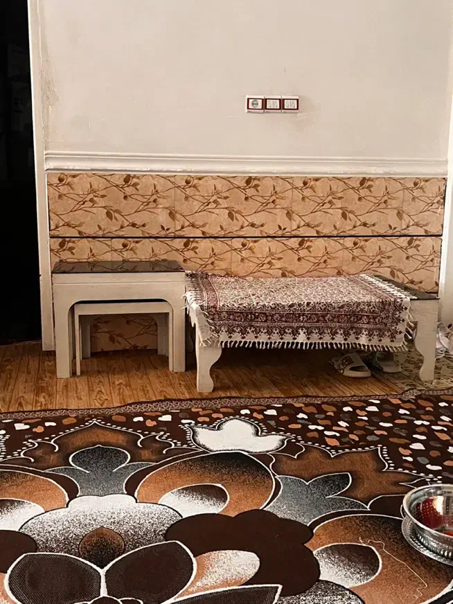 گلمیز|مبلمان خانگی و میز عسلی|شیراز, دارالرحمه|دیوار