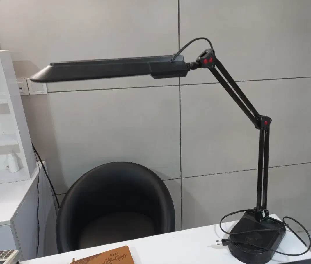 چراغ مطالعه|چراغ خواب و آباژور|بجنورد, |دیوار