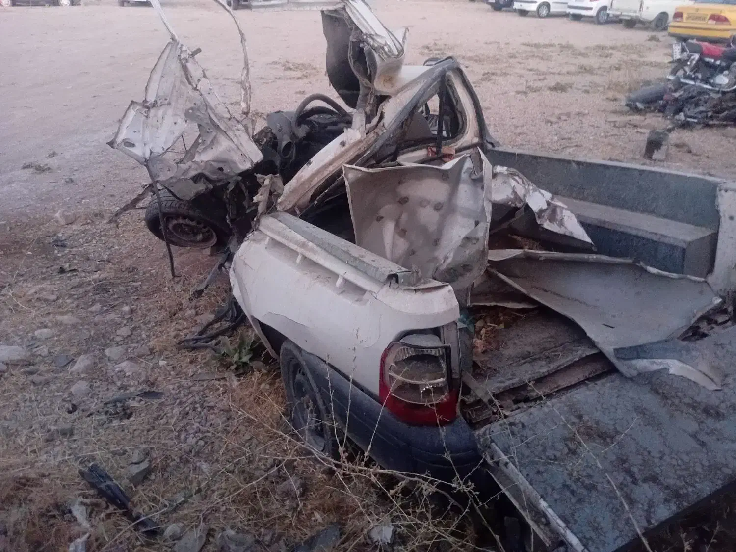 فروشماشینتصادفی|خودرو سواری و وانت|کوهدشت, |دیوار