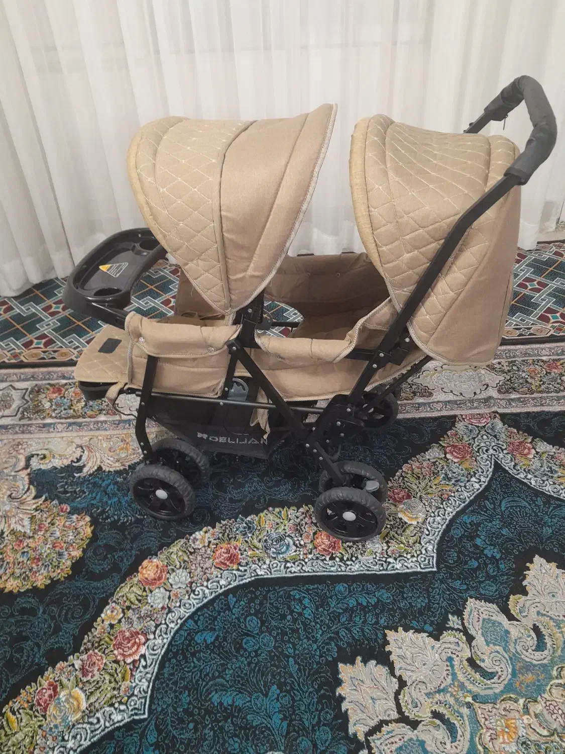 کالسکه دو قلوه نو نو هست. تو عکس معلوم|کالسکه و لوازم جانبی|مشهد, محمدآباد|دیوار