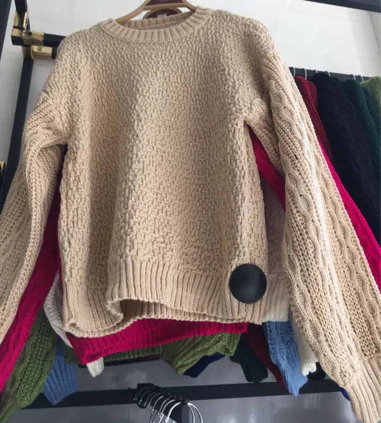 انواع بافت با نخ با کیفیت آکریل وارداتی ۵۰۰ تومان|لباس|قم, چهل درخت|دیوار