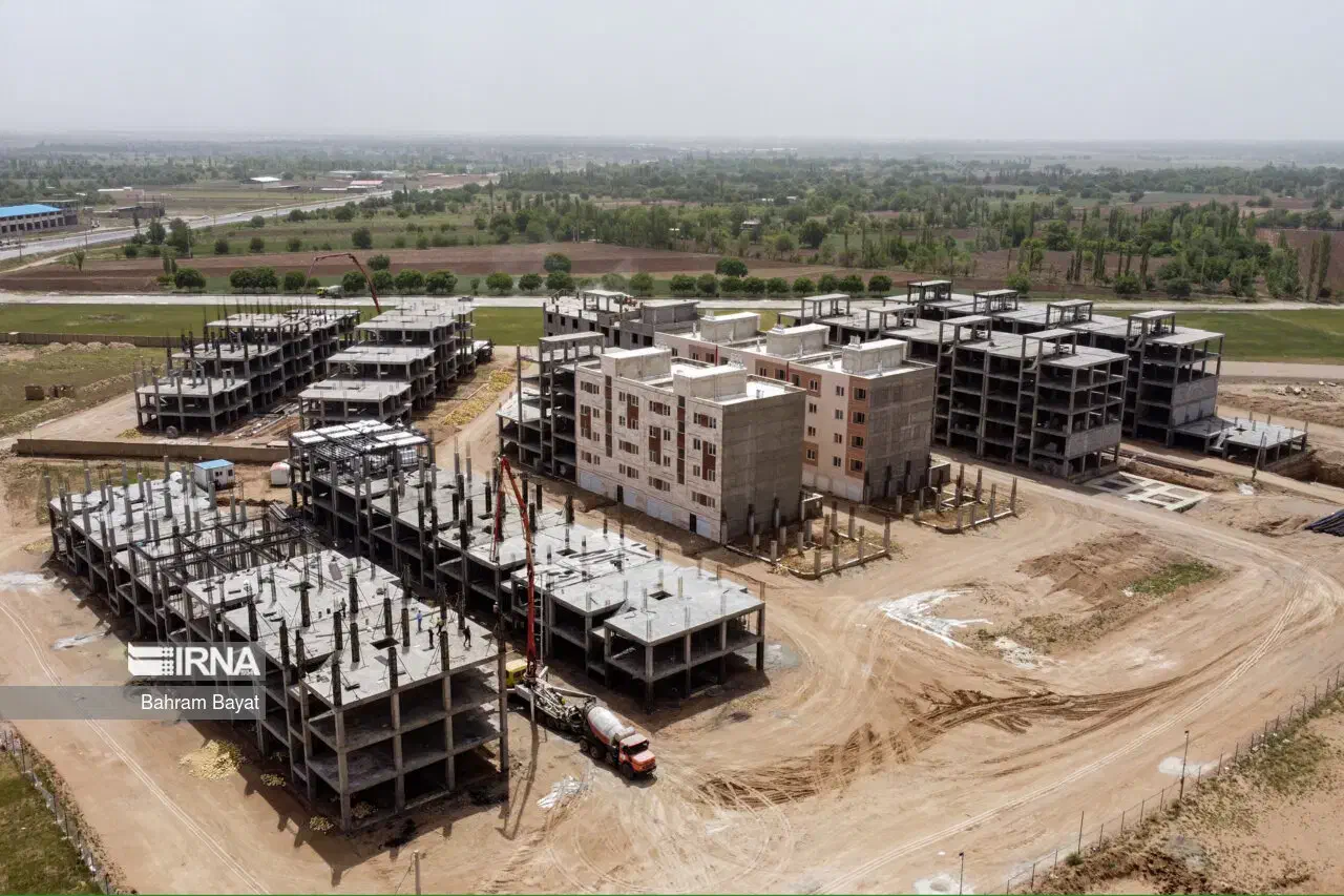 زمین انفرادی قنوات|فروش زمین و ملک کلنگی|قم, نیروگاه|دیوار