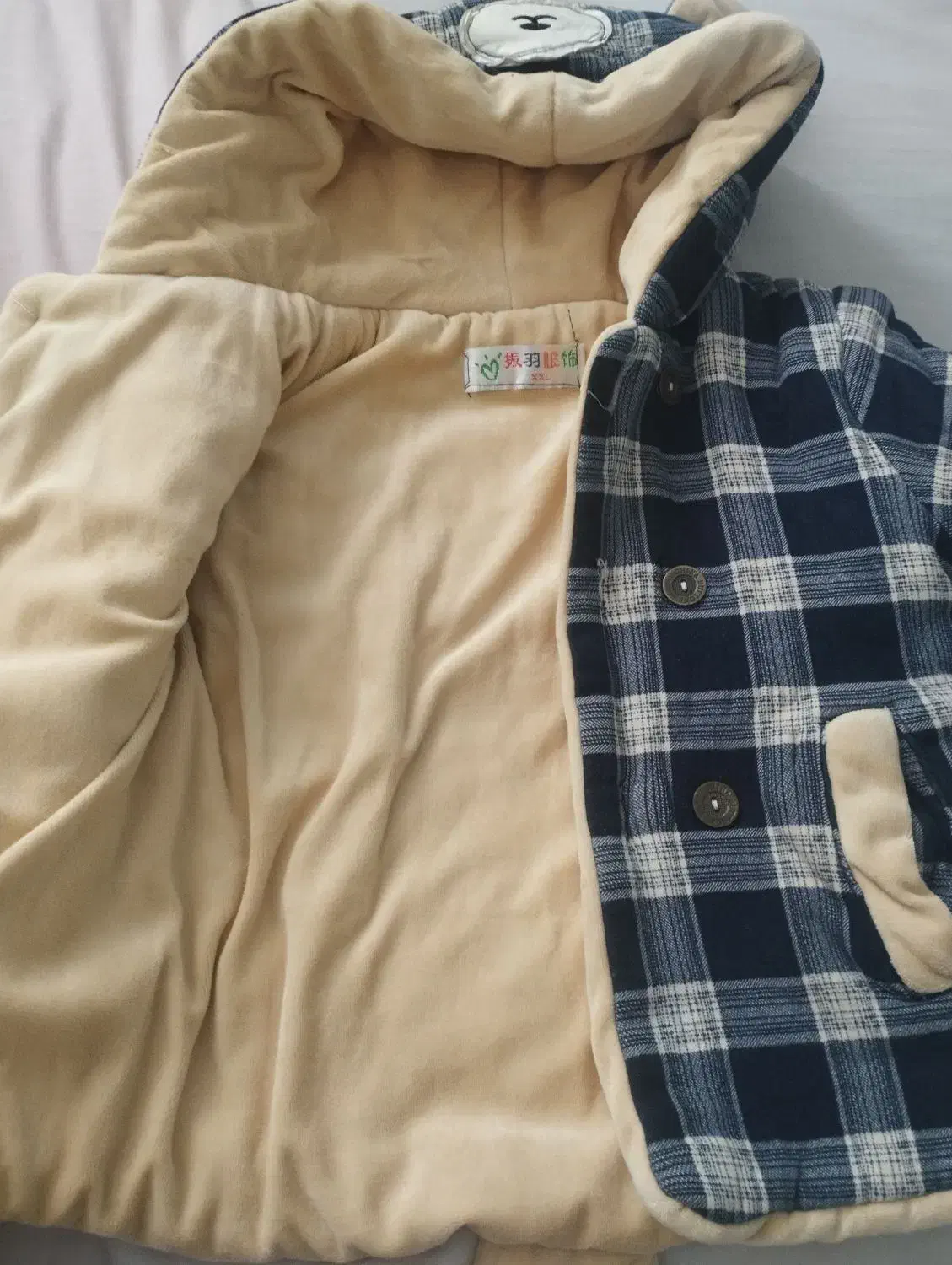 کاپشن های خارجی،هودی وسیوشرت خارجی|کفش و لباس بچه|مشهد, سجادیه|دیوار