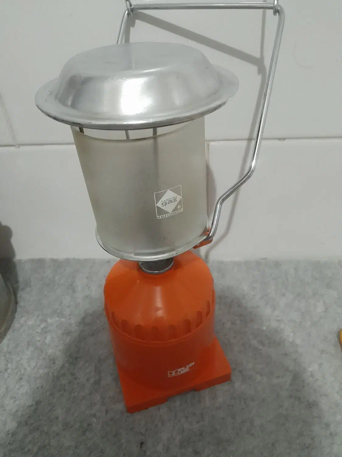 چراغ ایتالیایی روشنایی اورجینال اصل|کلکسیون اشیاء عتیقه|اصفهان, بهارستان|دیوار