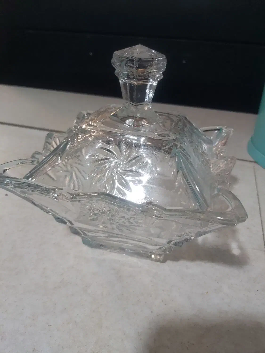 شکلاتخوری|ظروف سرو و پذیرایی|پرند, فاز ۶|دیوار