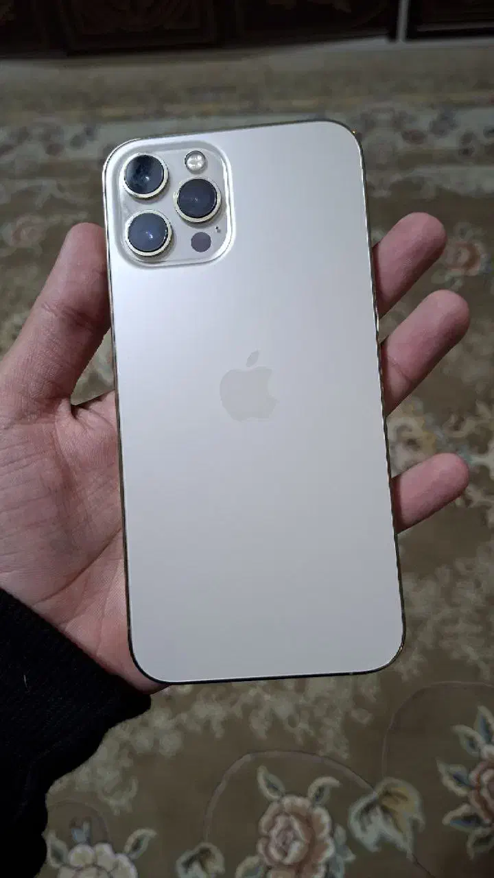 12پرومکس|موبایل|کاشان, زیارتی|دیوار