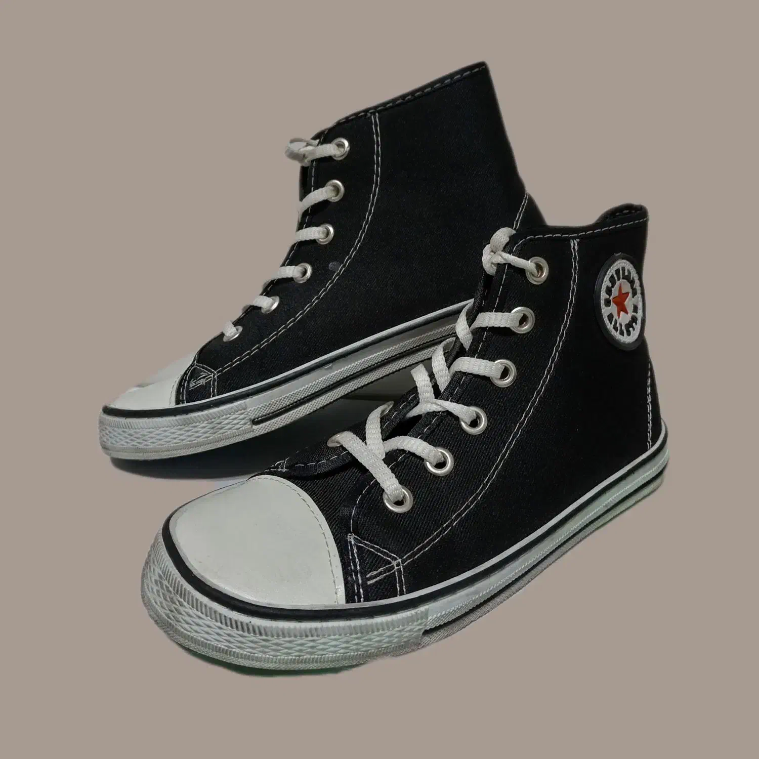 کفش آل استار سایز 40|کیف، کفش، کمربند|کرج, مصباح|دیوار