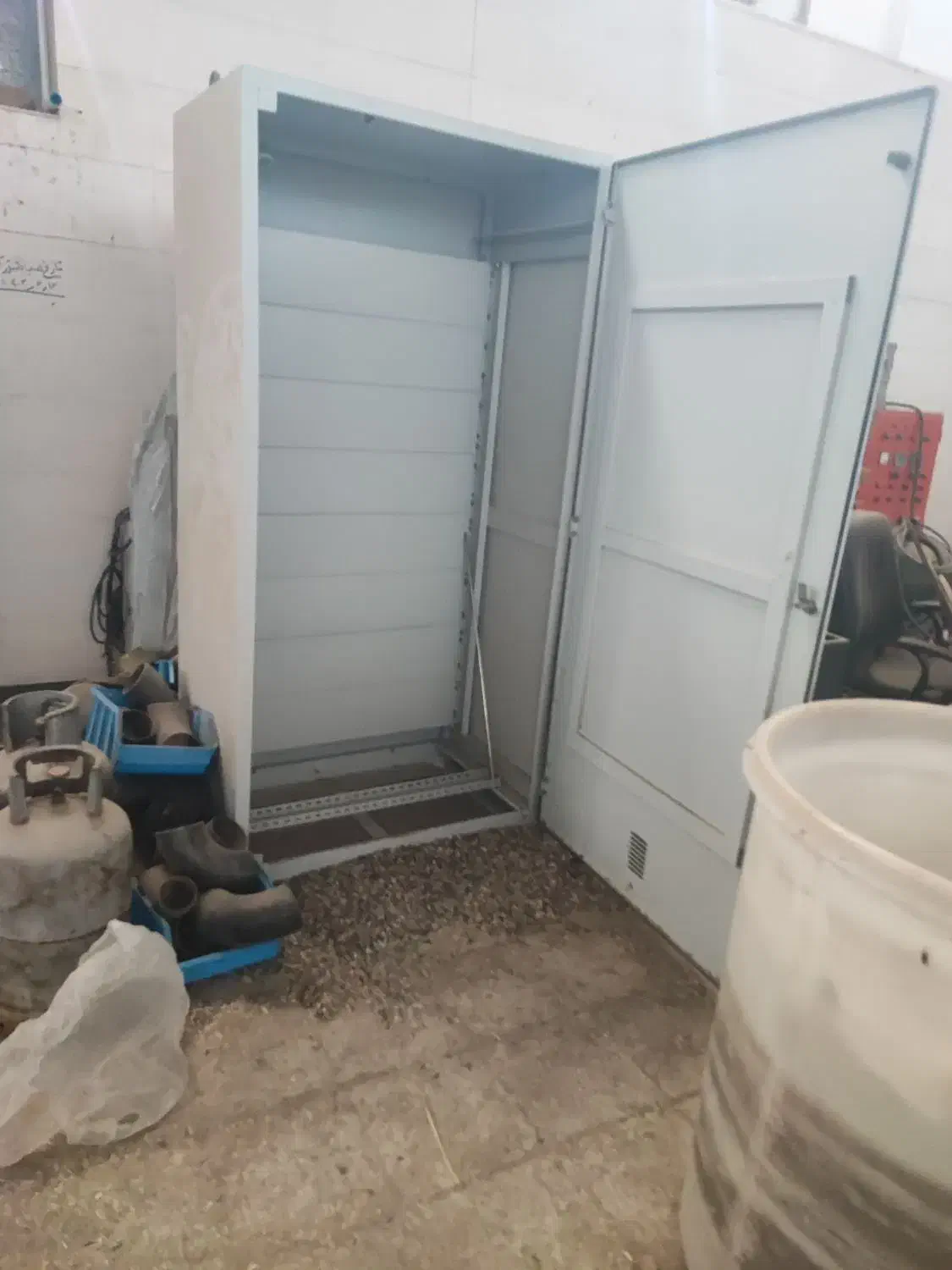 تابلو برق صنعتی ساخت شرکت سام پرتو ورق ضخیم|ماشین‌آلات صنعتی|کاشان, پشت شهربانی|دیوار