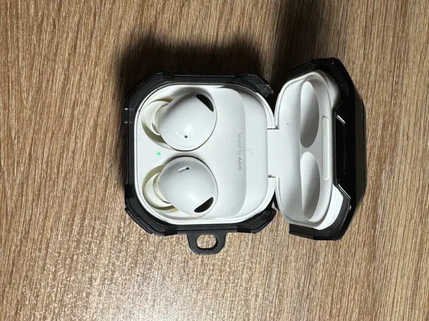 Buds 2 pro|لوازم جانبی موبایل و تبلت|مشهد, احمدآباد|دیوار