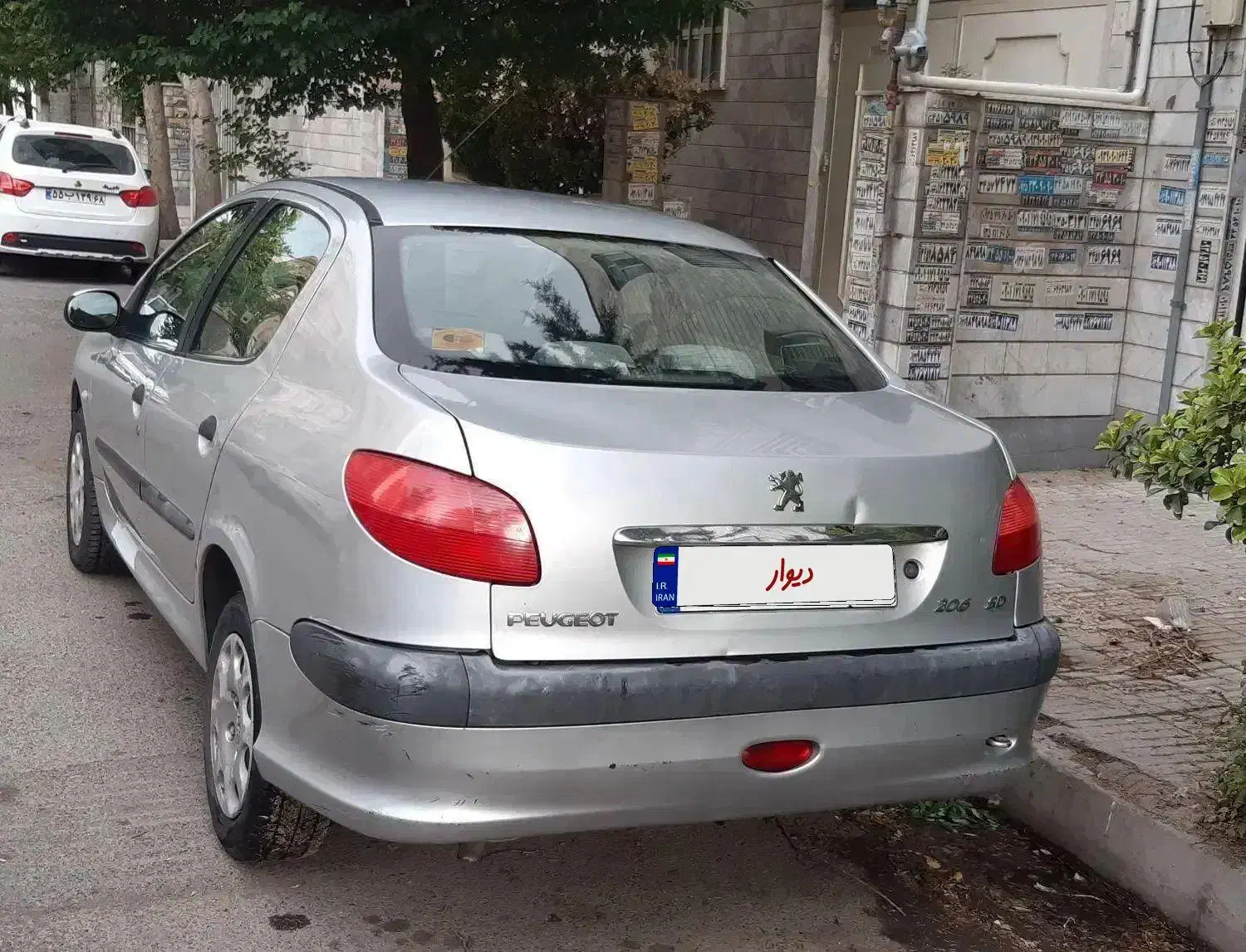 پژو ۲۰۶ صندوقدار آریان( V8) مدل ۸۸ سند دست اول|خودرو سواری و وانت|کرج, شاهین‌ویلا|دیوار