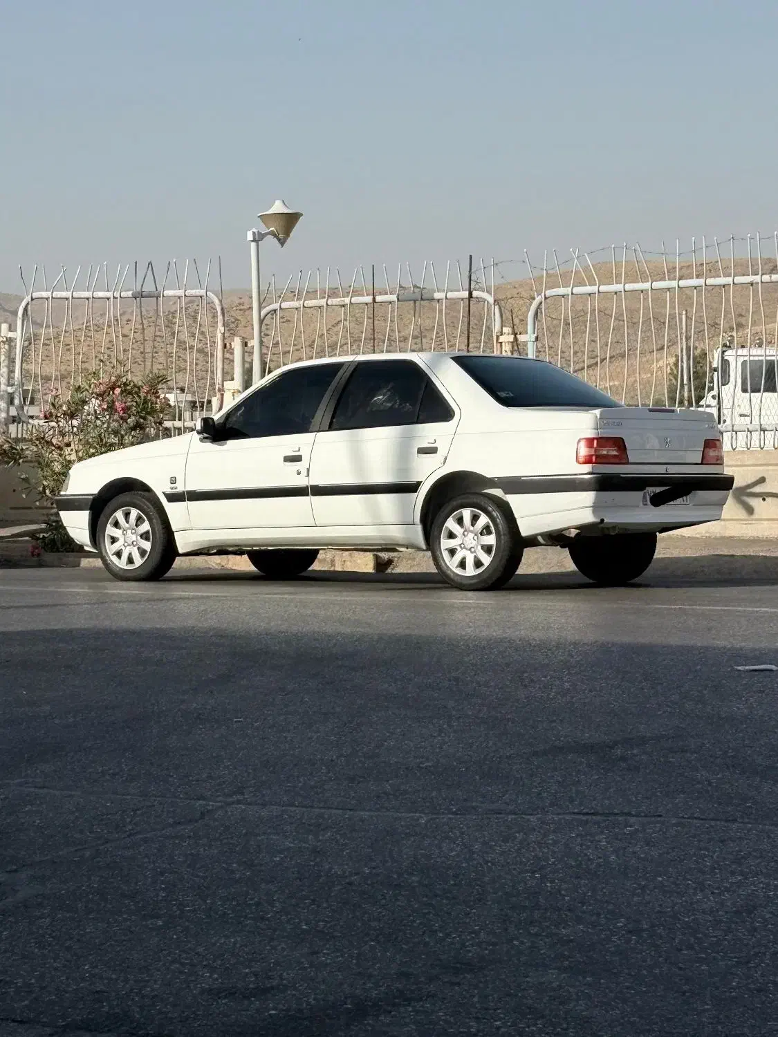 پژو 405 اس ال ایکس مدل 95|خودرو سواری و وانت|شیراز, سیلو|دیوار