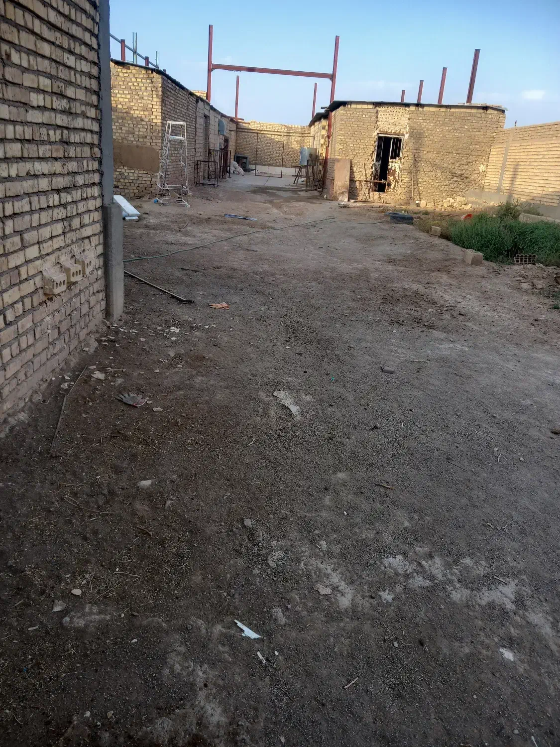 فروش کارگاه واقع در شهرک تلاشگران|فروش دفتر صنعتی، کشاورزی، تجاری|میبد, |دیوار