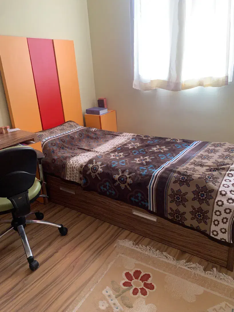 سرویس خواب تک نفره فروش فوری|تخت و سرویس خواب|هشتگرد, فاز ۱ مهستان|دیوار