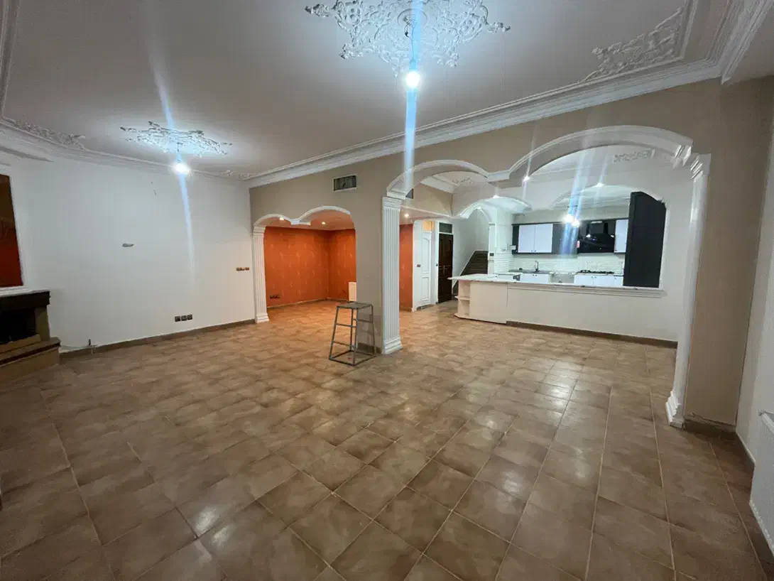 160متر دوبلکس/فول امکانات/روبه آفتاب/2پارکینگ/شفق