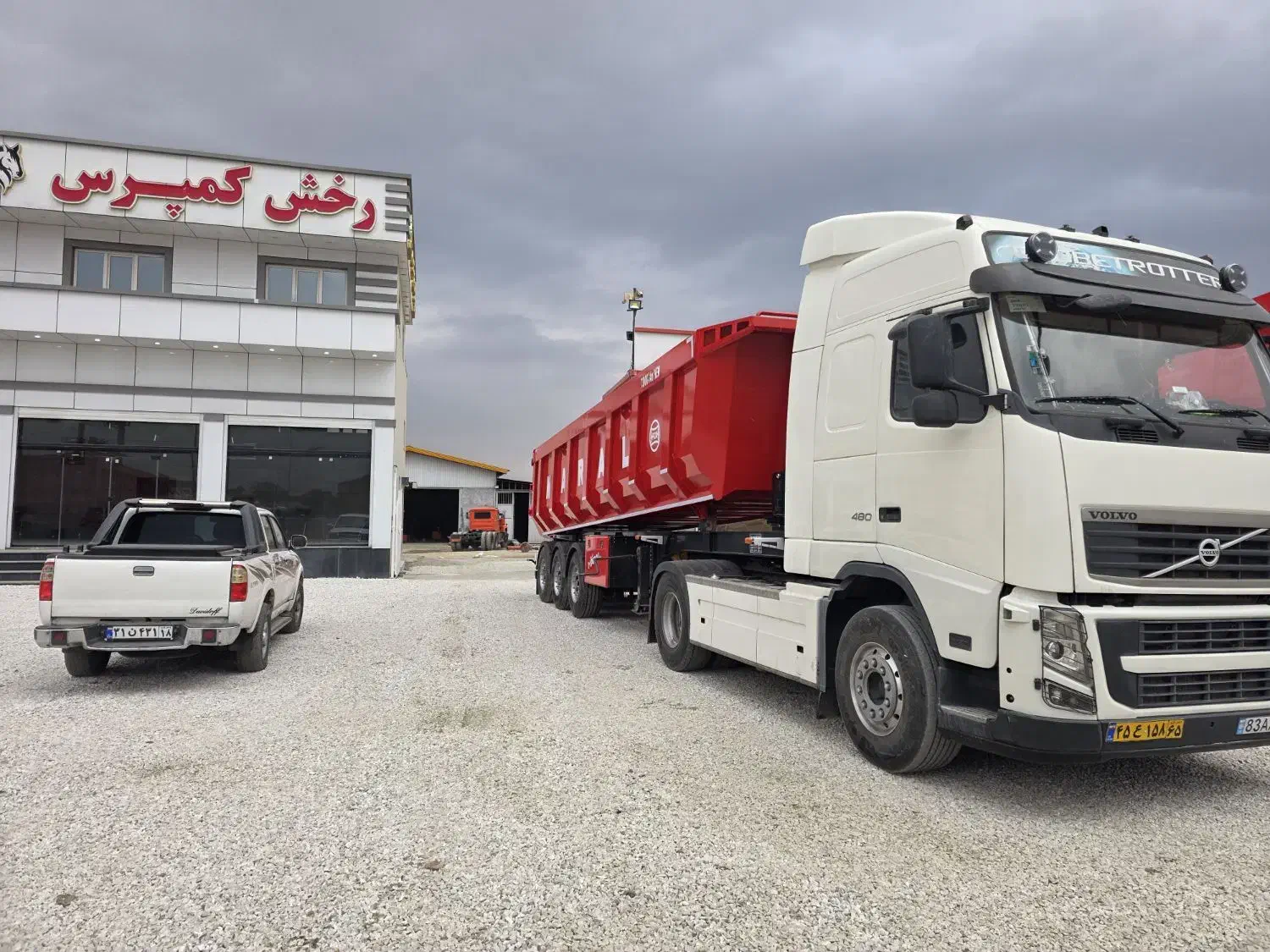 تریلی|خودرو سنگین|کرمان, |دیوار