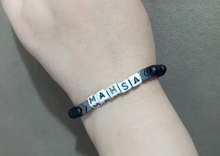 بدلیجات دست ساز(دستبند گردنبند)|بدلیجات|اردبیل, |دیوار