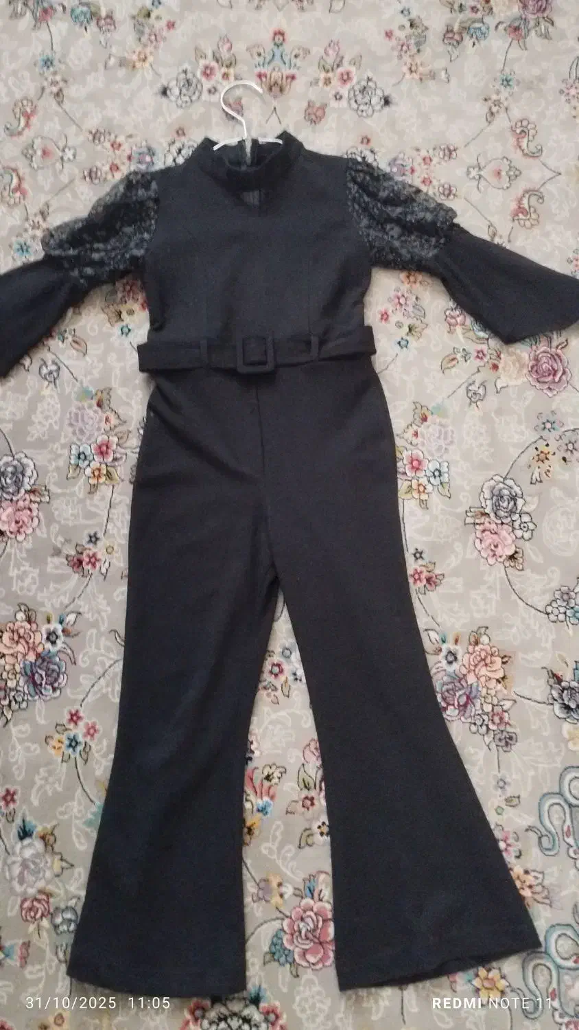 سه تیکه لباس در حد نو|لباس|ملایر, |دیوار