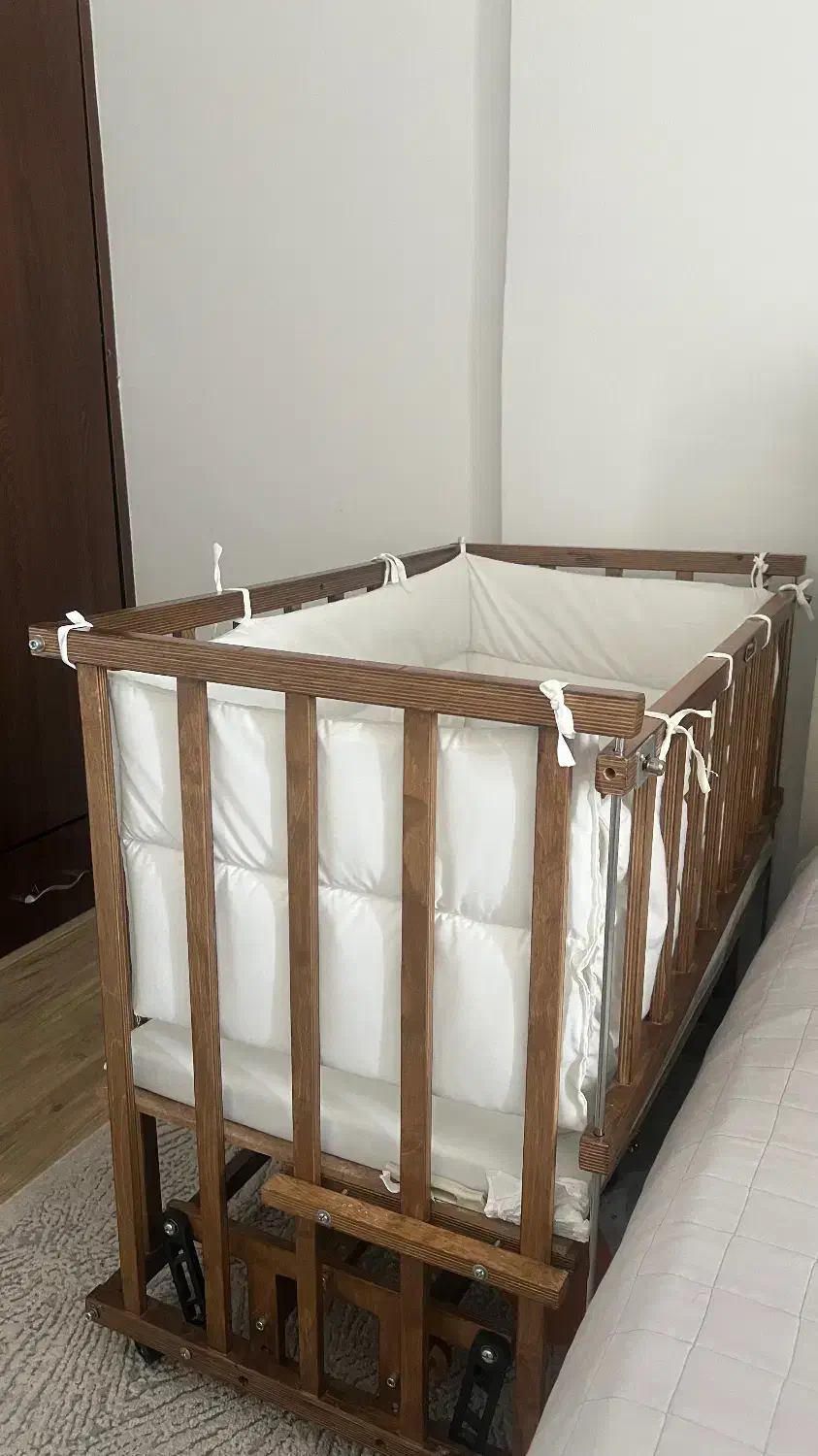 گهواره ( تخت کنار مادر) در حد نو|تخت و صندلی بچه|بندر انزلی, تهران|دیوار