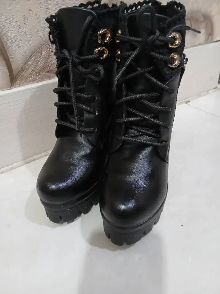 پوتین زنانه|کیف، کفش، کمربند|قرچک, زیبا شهر|دیوار