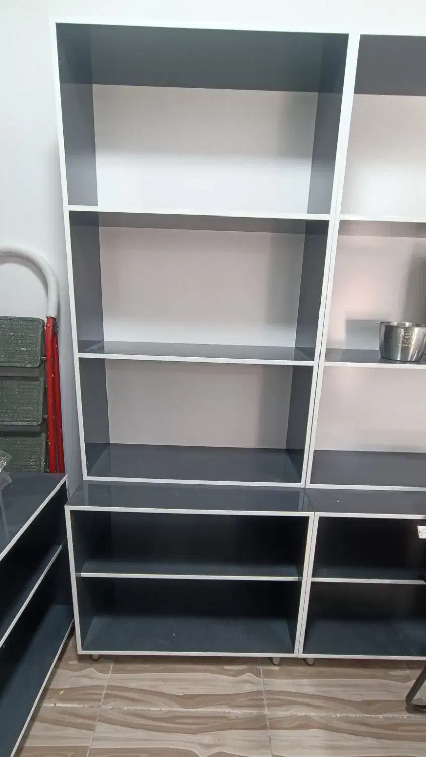 ویترین ام دی اف در حد نو|کتابخانه، شلف، قفسه‌های دیواری|خرم‌آباد, |دیوار