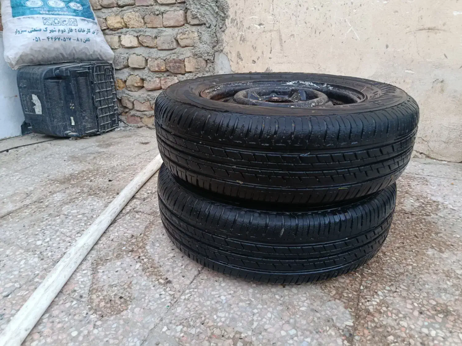 رینگ و لاستیک پیکان|قطعات یدکی و لوازم جانبی|نیمروز, |دیوار