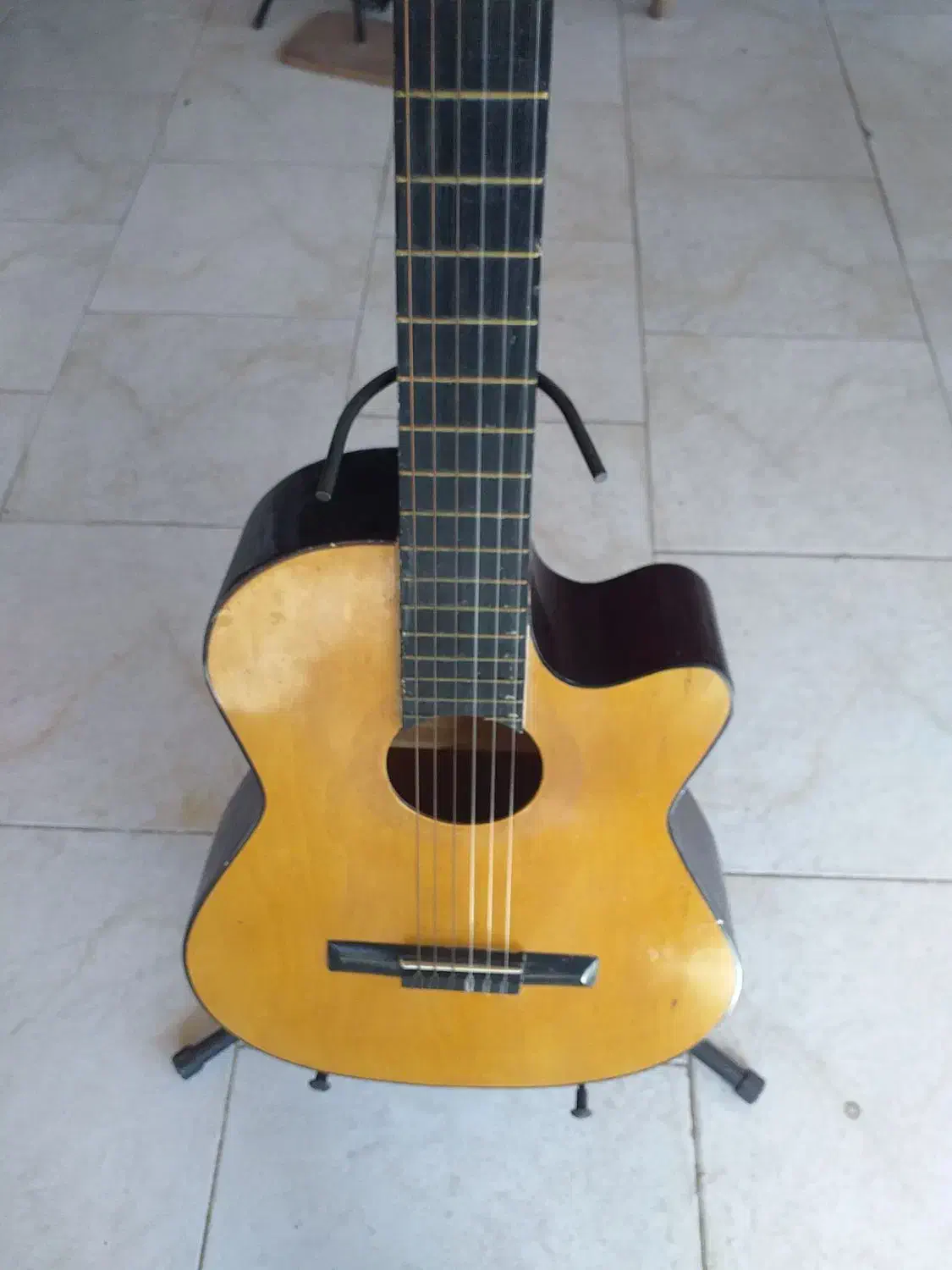 گیتار خوش صدا|گیتار، بیس، امپلیفایر|تایباد, |دیوار