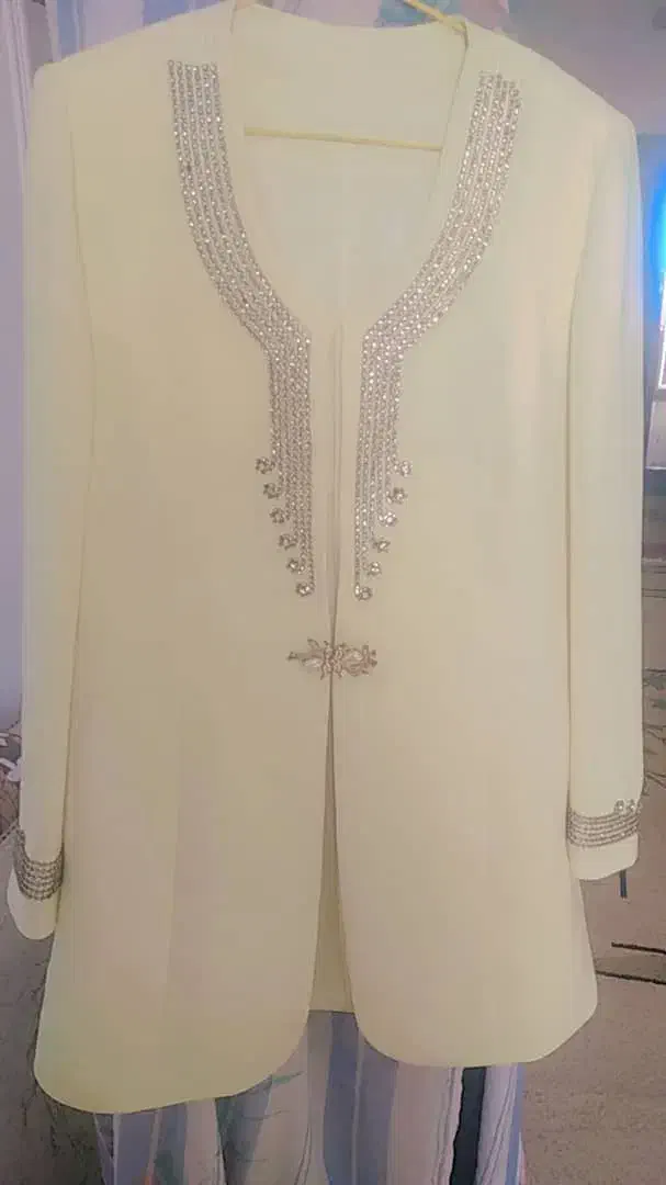 لباس|لباس|بوشهر, |دیوار