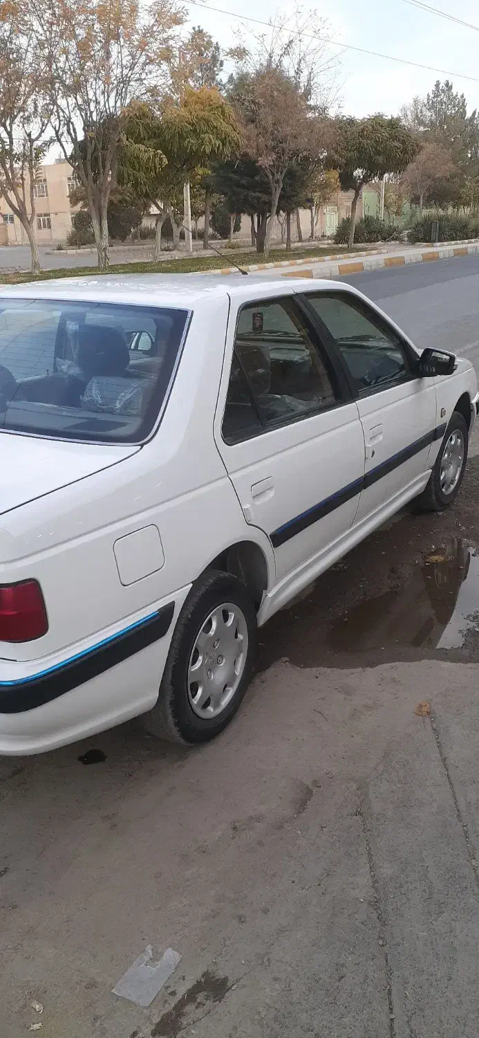 پژو پارس ۱۴۰۰درحد صفر بدون رنگ شاستی سالم|خودرو سواری و وانت|چناران, |دیوار