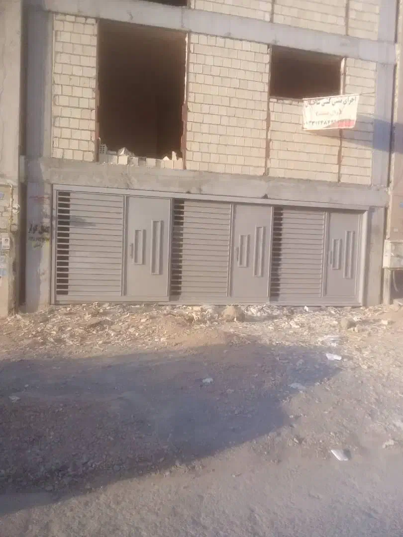 فروش ملک در خیابان فکور پمپ گاز|فروش آپارتمان|فولادشهر, C3|دیوار