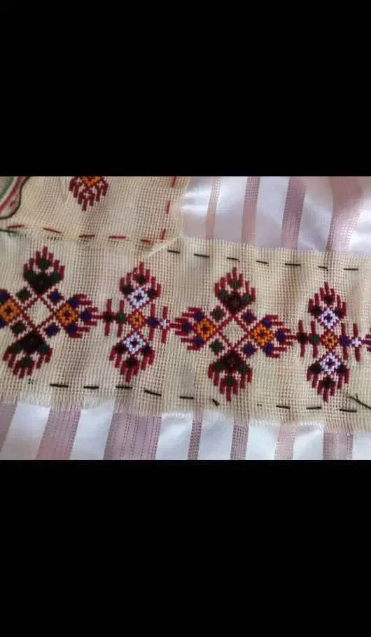 تکدامن توروک و کریشی پذیرفته میشود|لباس|بمپور, |دیوار