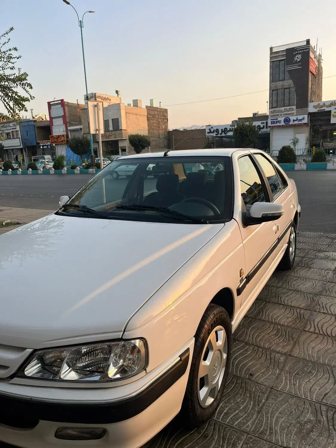 پارس سال۱۴۰۱نقدواقساط|خودرو سواری و وانت|کرمان, |دیوار