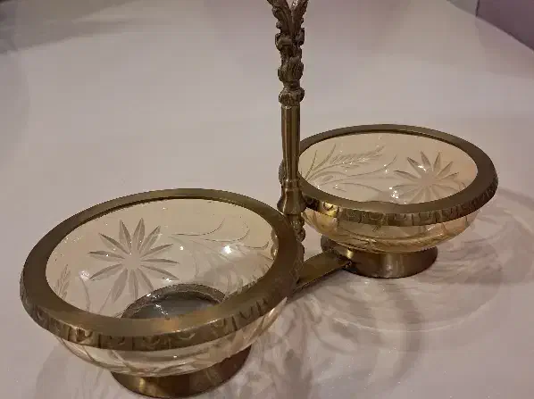 شکلات خوری شیشه ای و برنجی|ظروف سرو و پذیرایی|تهران, هروی|دیوار