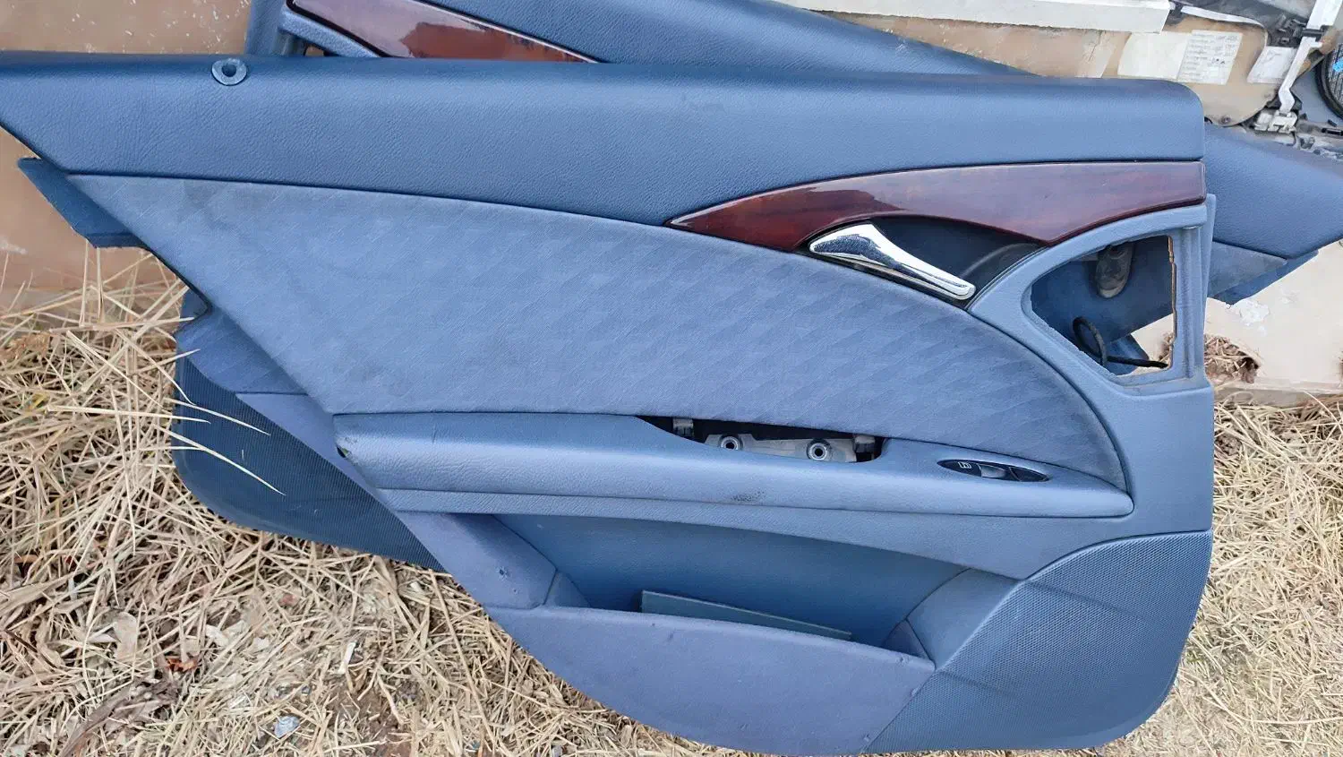 رودری و داشبورد بنز e|قطعات یدکی و لوازم جانبی|تبریز, |دیوار