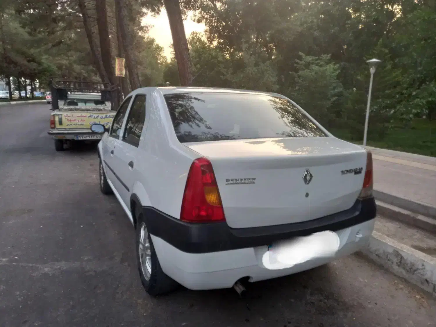 ال ۹۰ e2 کاملا فابریک|خودرو سواری و وانت|اصفهان, پروین|دیوار