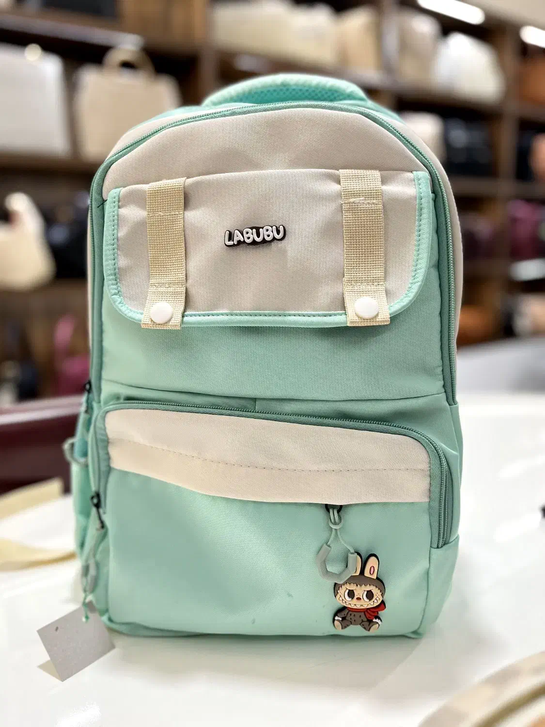 کوله پشتی|کیف، کفش، کمربند|مشکین‌دشت, |دیوار