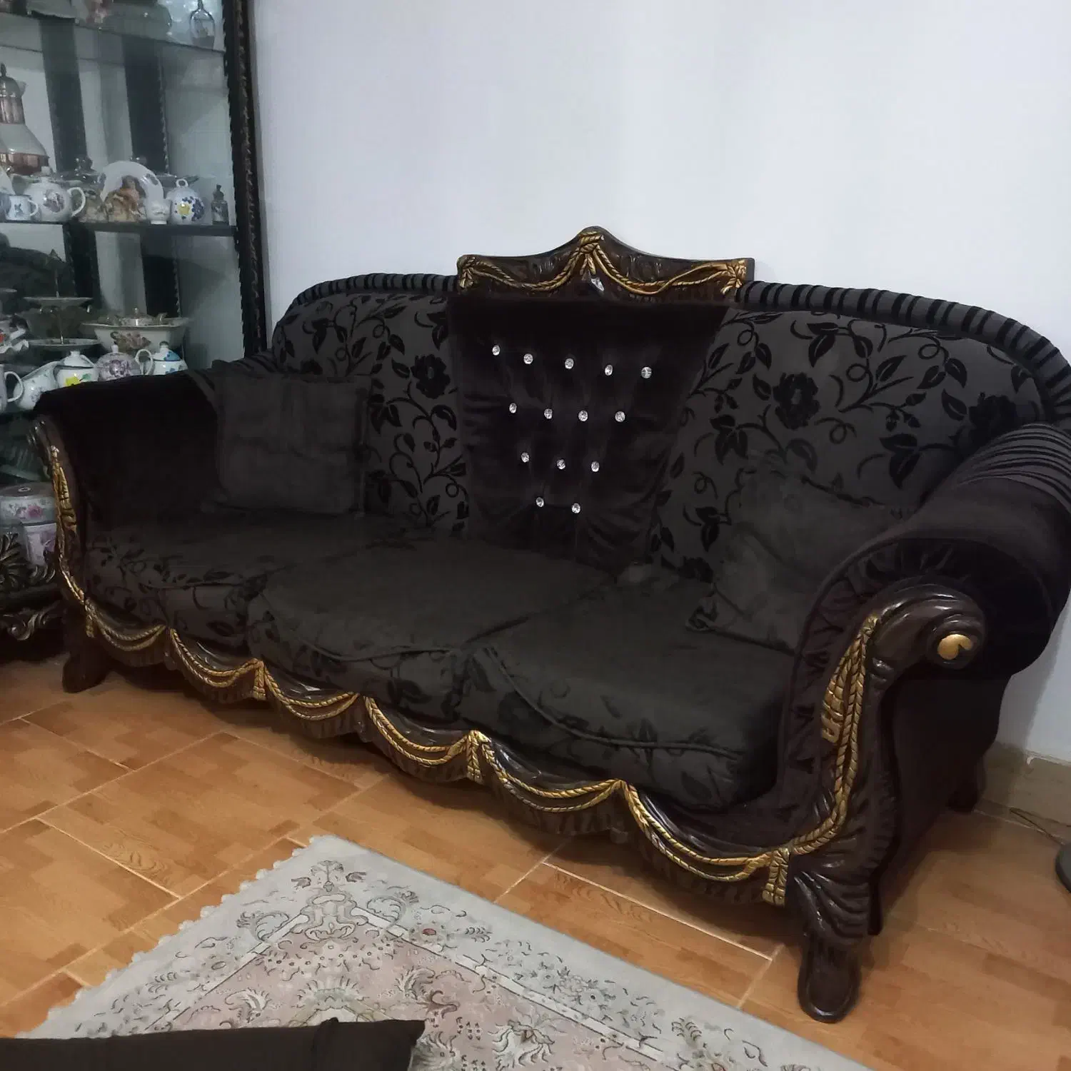 مبل|مبلمان خانگی و میز عسلی|رشت, رودباری|دیوار