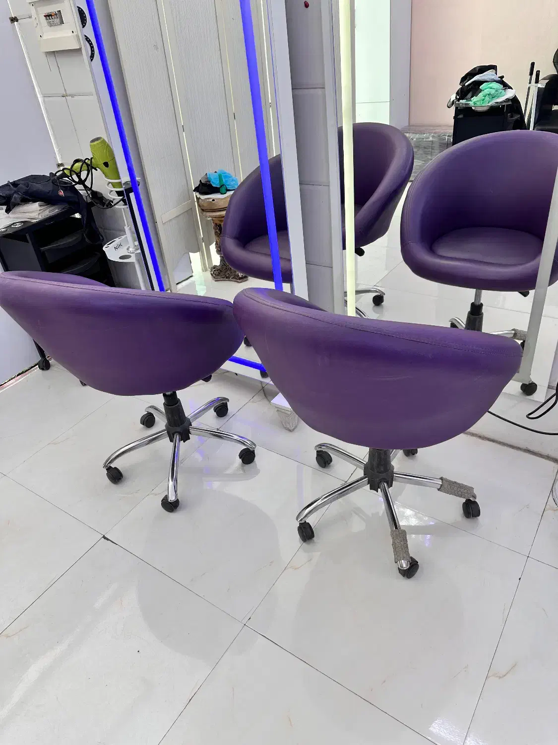 تمامی تجهیزات سالن در حد نو میباشن|آرایشگاه و سالنهای زیبایی|فردیس, شهرک شهید حسینی|دیوار