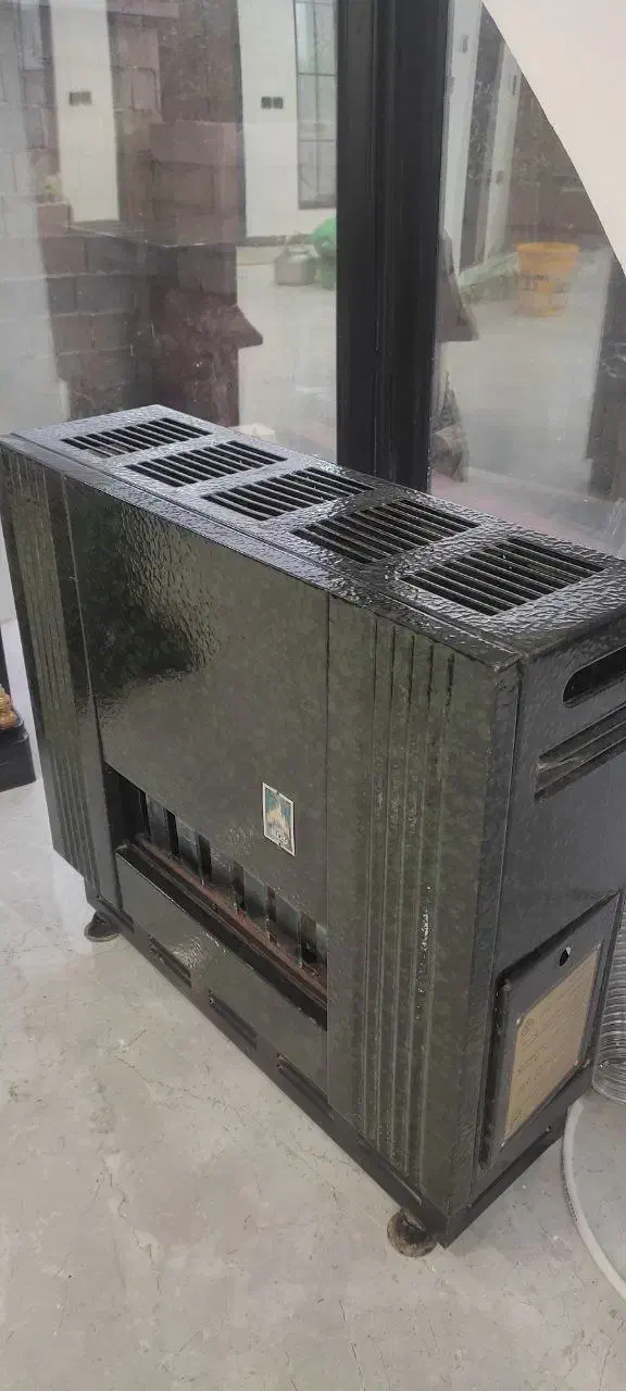 دو عدد بخاری بزرگ|بخاری، هیتر، شومینه|فومن, |دیوار