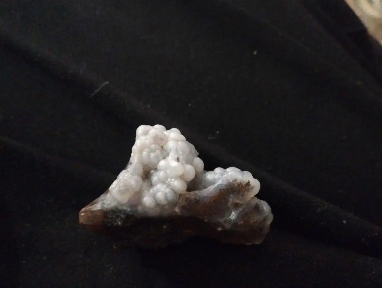 سنگ|کلکسیون اشیاء عتیقه|ورامین, ورامین|دیوار