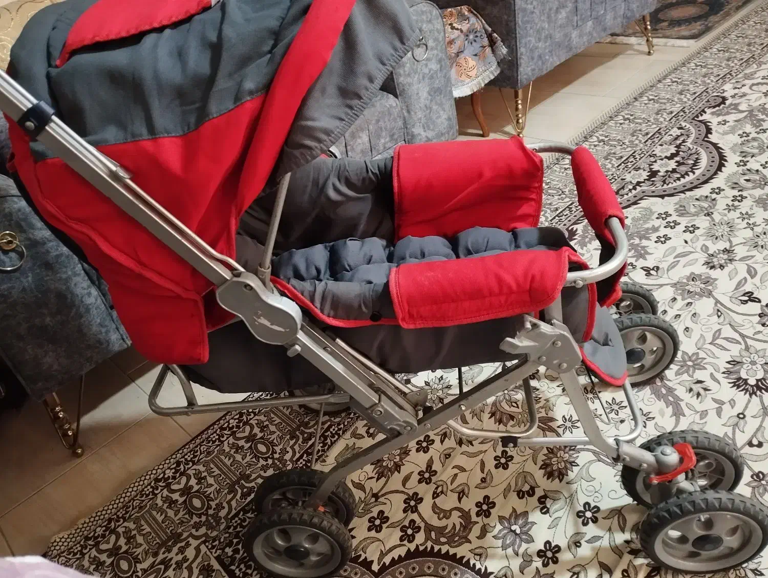 کالسکه|کالسکه و لوازم جانبی|شاهین‌شهر, فدک|دیوار