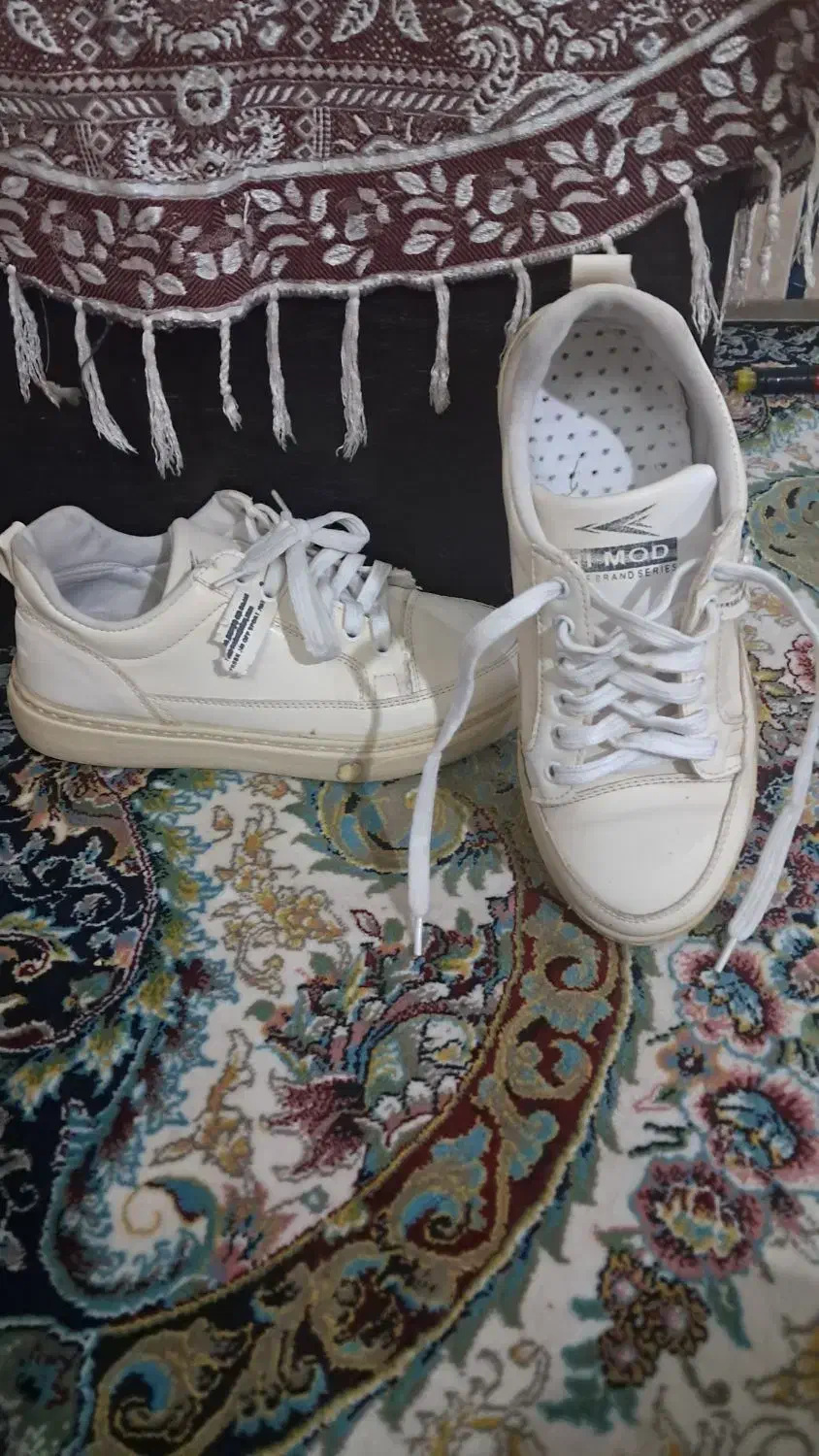 کفش اسپرت سایز۳۸|کیف، کفش، کمربند|شیراز, شهرک کوشکک|دیوار