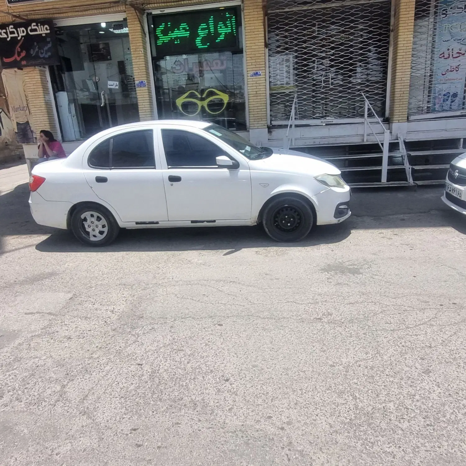 ساینا s 1401|خودرو سواری و وانت|سیرجان, |دیوار