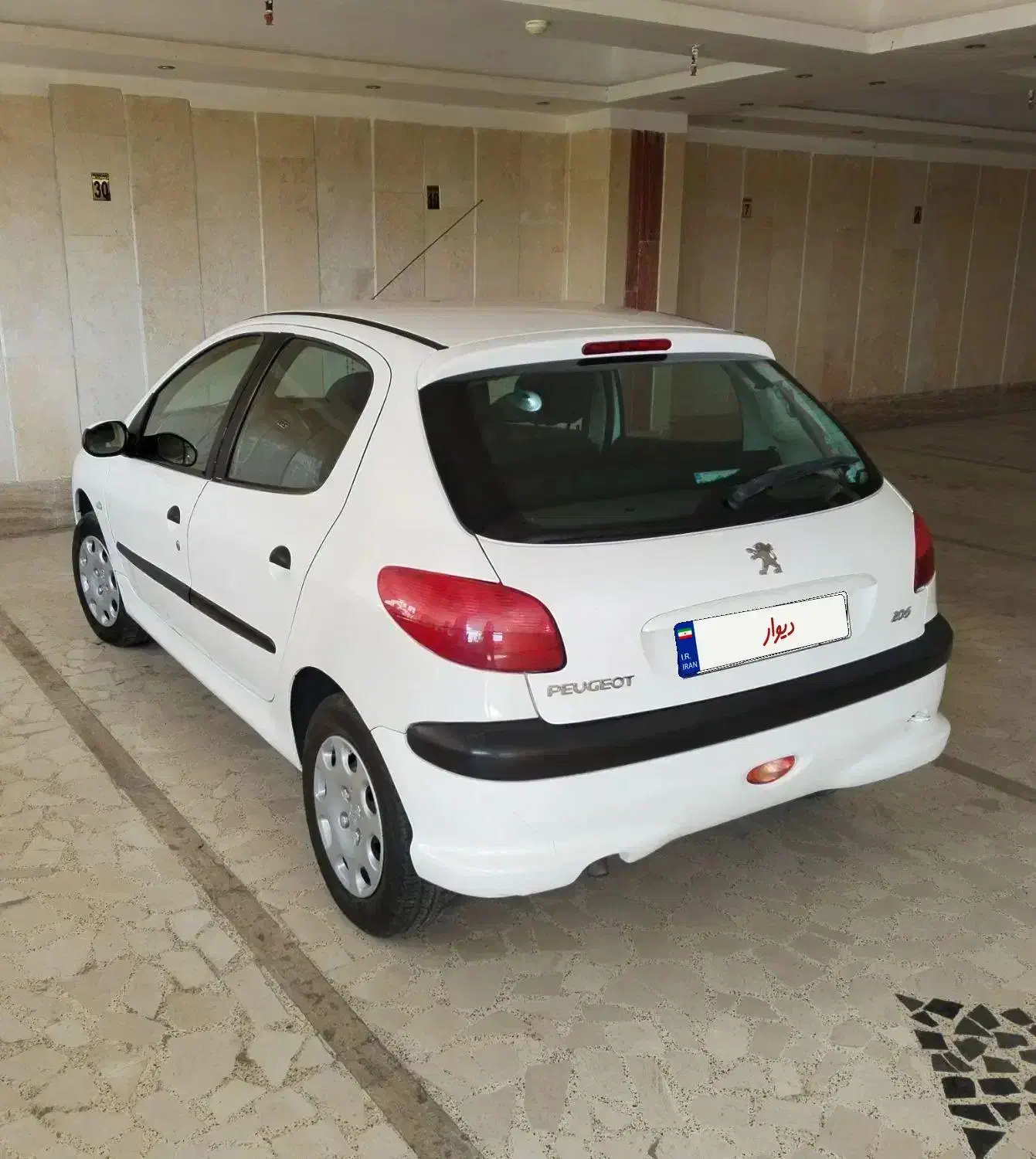 پژو ۲۰۶ تیپ ۲ مدل ۱۳۹۰|خودرو سواری و وانت|کرج, باغستان|دیوار