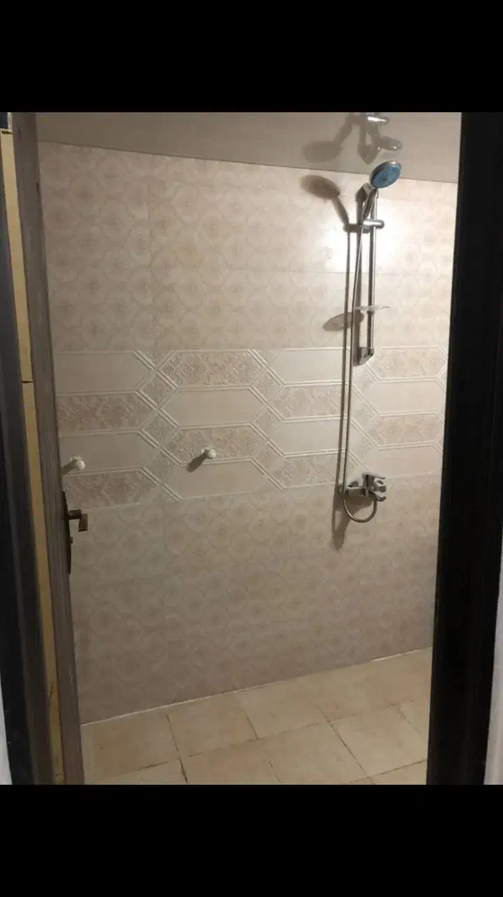 رهن واحد صد متری شیک و نوساز مرکزشهر|اجارهٔ آپارتمان|صومعهسرا, |دیوار