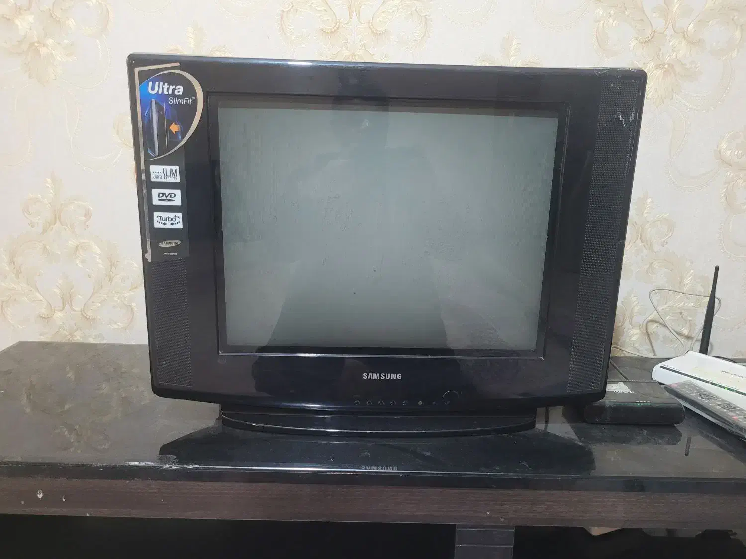 تلویزیون|تلویزیون و پروژکتور|کازرون, |دیوار