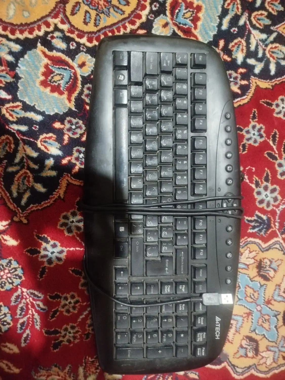 کامپیوتر|رایانه رومیزی|مرودشت, کناره|دیوار