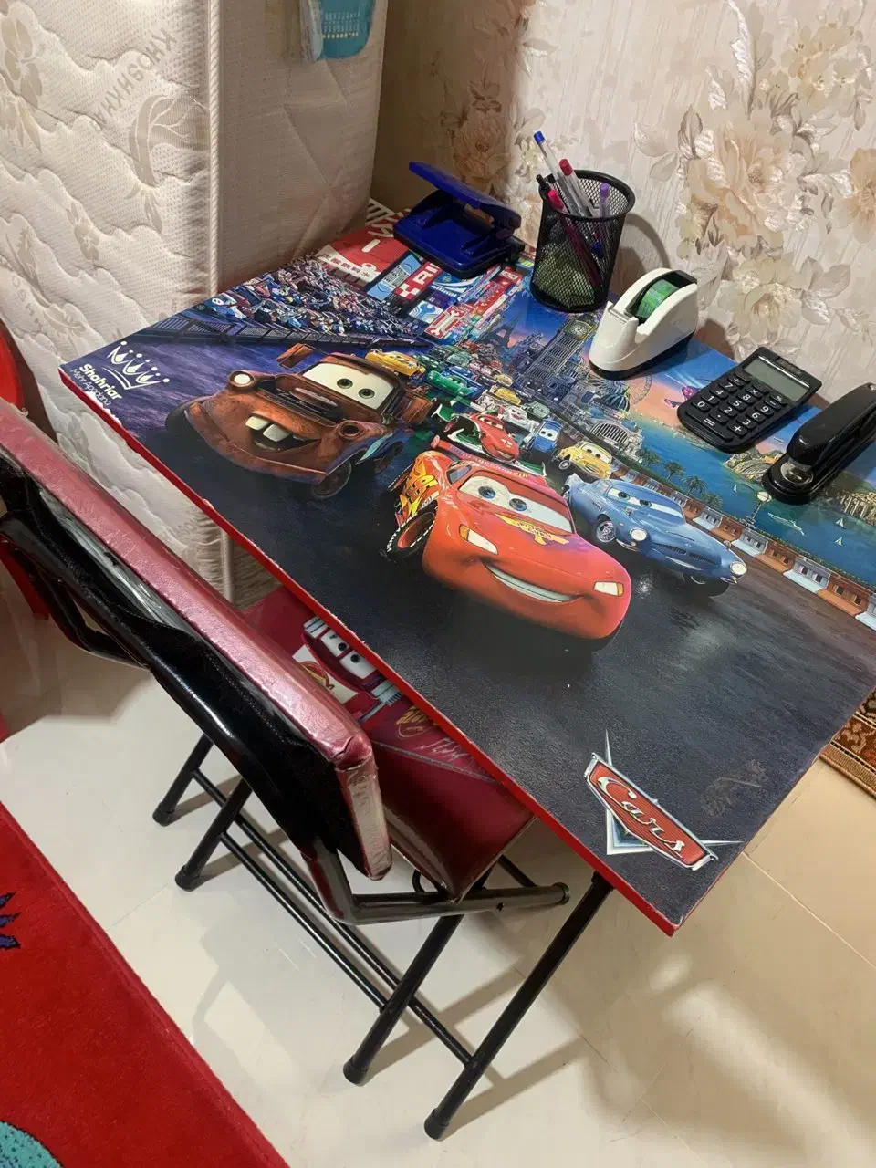 میز تحریر|میز تحریر و کامپیوتر|برخوار, |دیوار