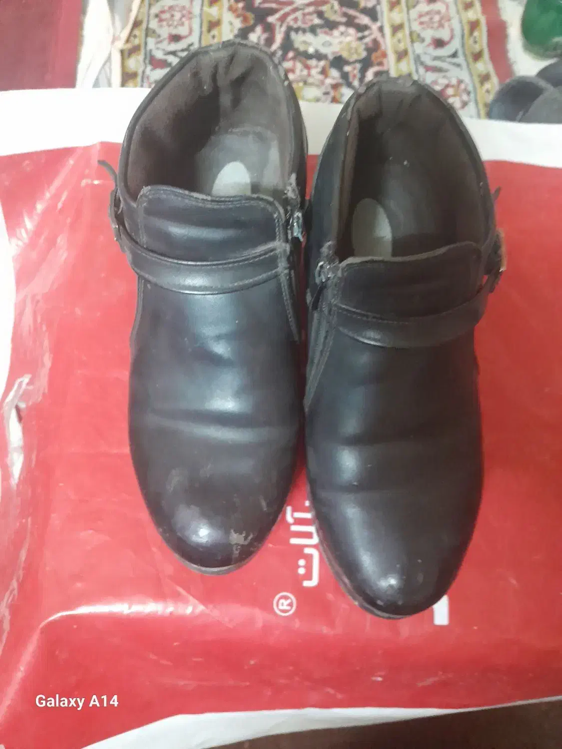 دو جفت کفش زنانه|کیف، کفش، کمربند|قم, ولیعصر|دیوار