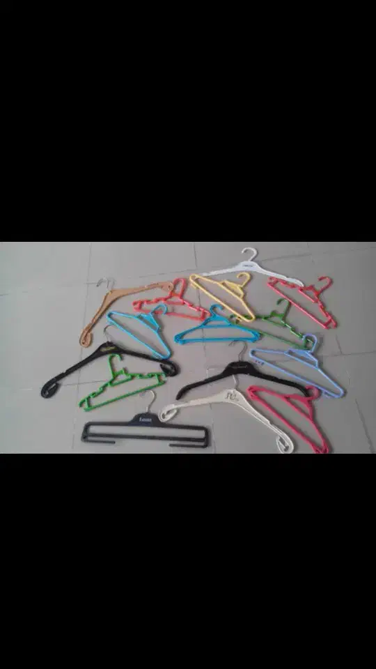 میله رگال ودیواری و شاخک ریلی و دیواری و آویز لباس|بندرخت و رخت‌آویز|خوی, |دیوار