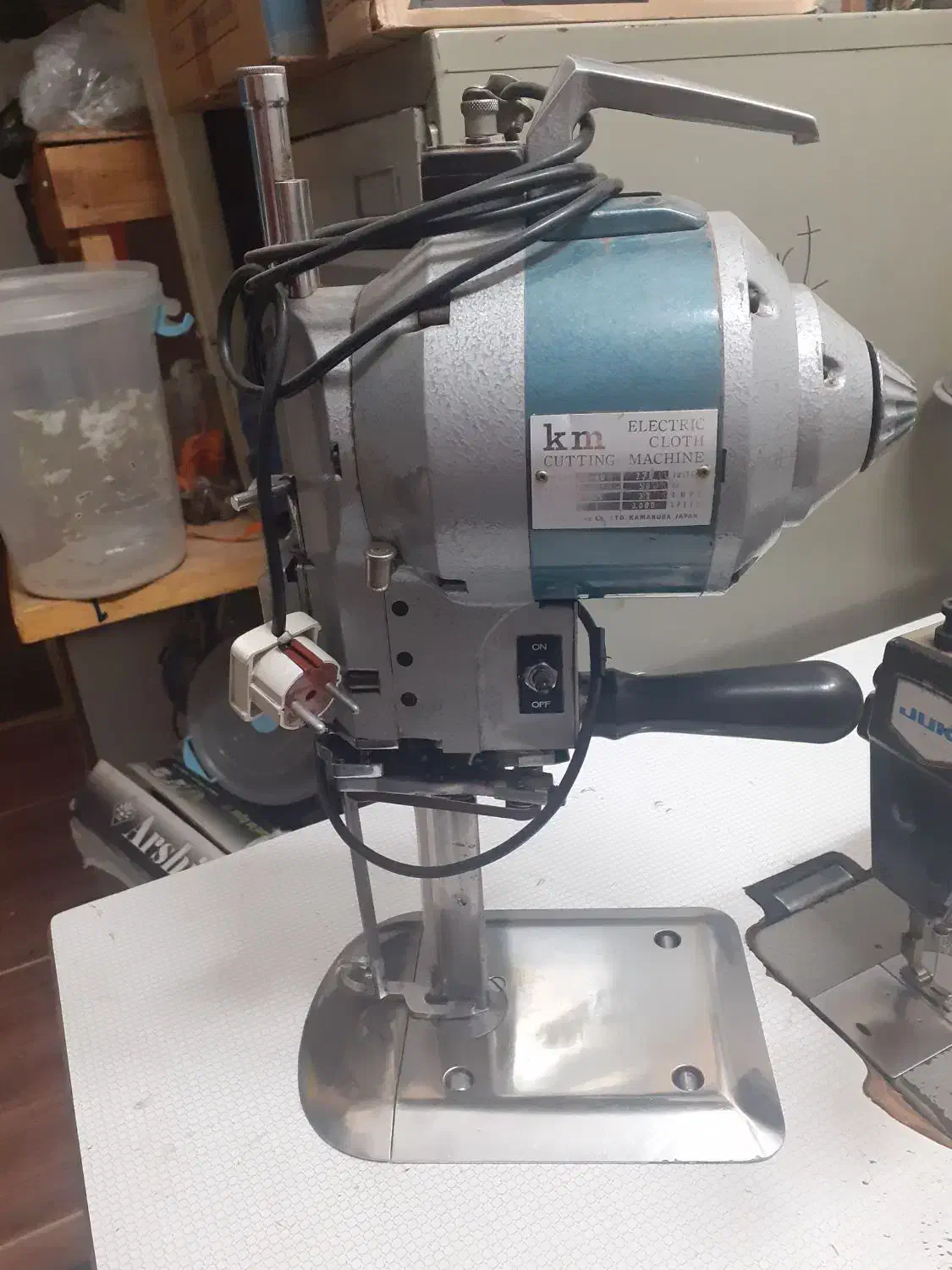 قیچی برقی kmژاپن اصل صحیح وسالم به شرط سایز۷|چرخ خیاطی و ریسندگی|شریفآباد, |دیوار